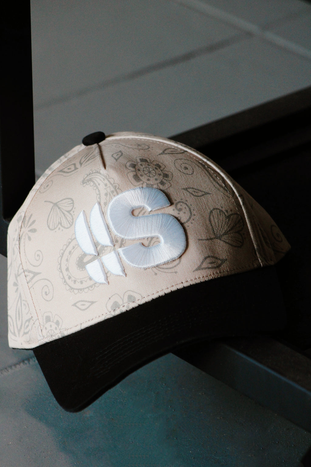 Storage Paisley Cap