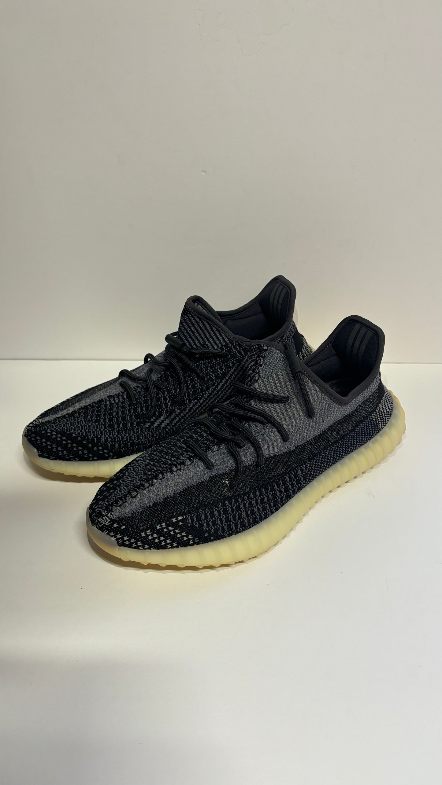 Yeezy Boost 350 V2 “Carbon”