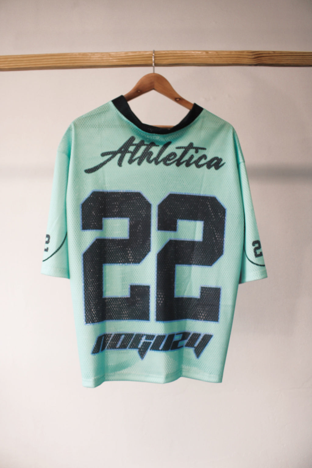 Athentica 22