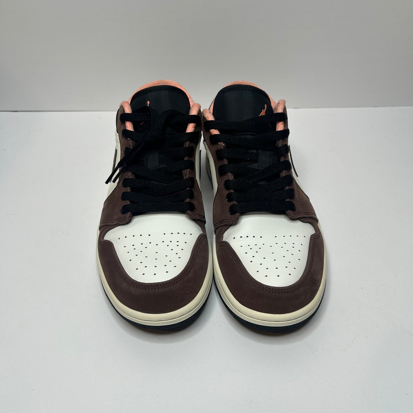 Jordan 1 Low “Mocha”