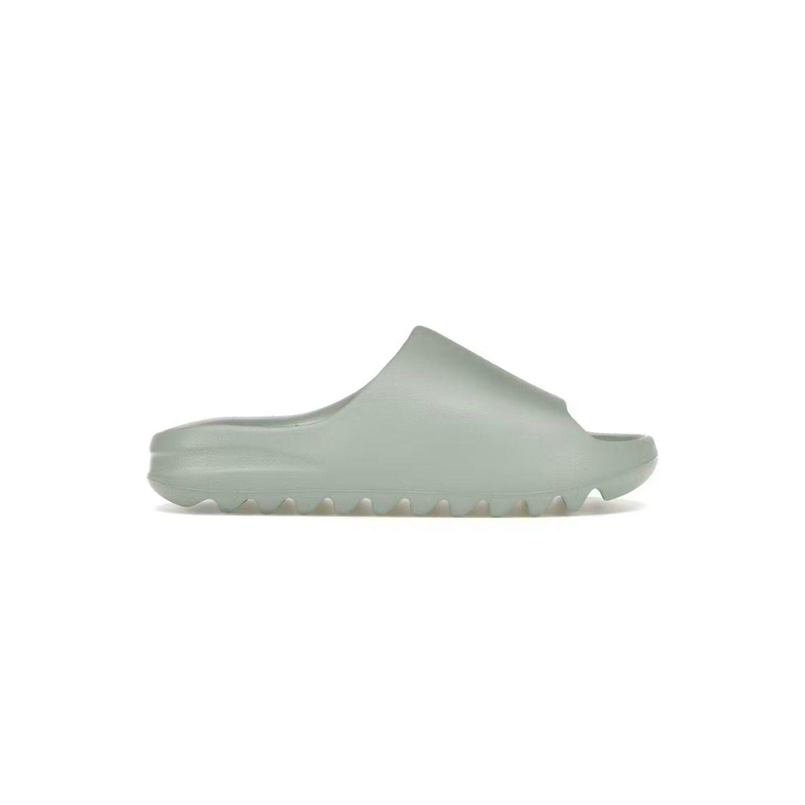Yeezy Slide “Salt”